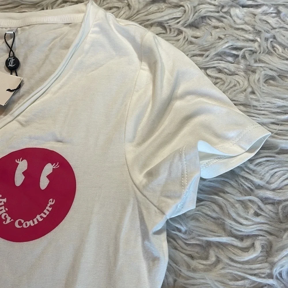 NWT Juicy Couture Pink Smiley Face Graphic V-neck Tee